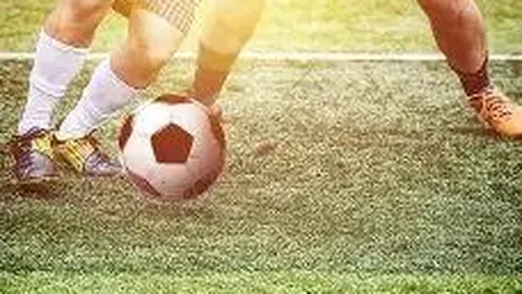 “根据联赛态势，伊万评估国青球员加入国足名单的可能性”