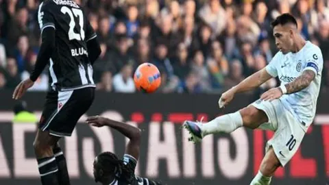 短池游泳世锦赛首日纪录连连，7项世界纪录被刷新——环球时报讯