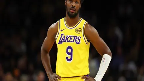 鹈鹕与克拉彻签订双向合同，小布兰登-波士顿完成正式转正